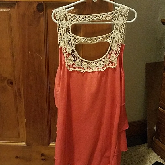 Cute Ruffle Tank Top - Picture 2 of 2